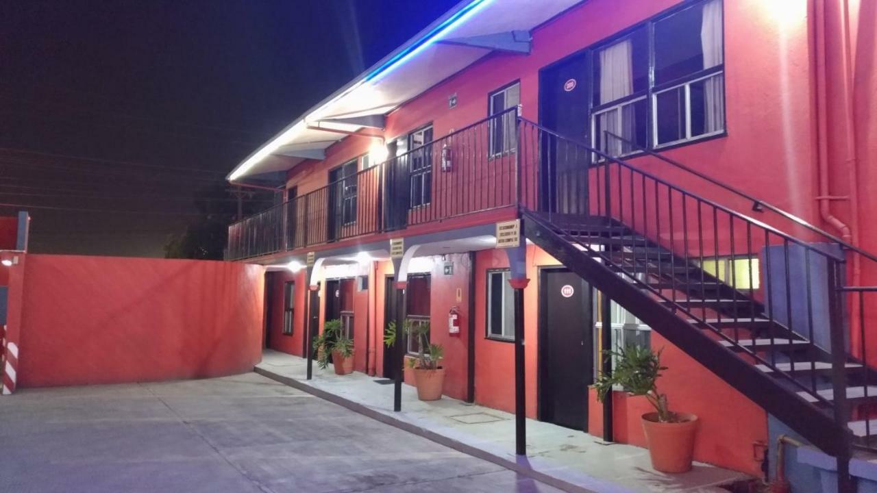Motel Agora Ensenada Exteriör bild
