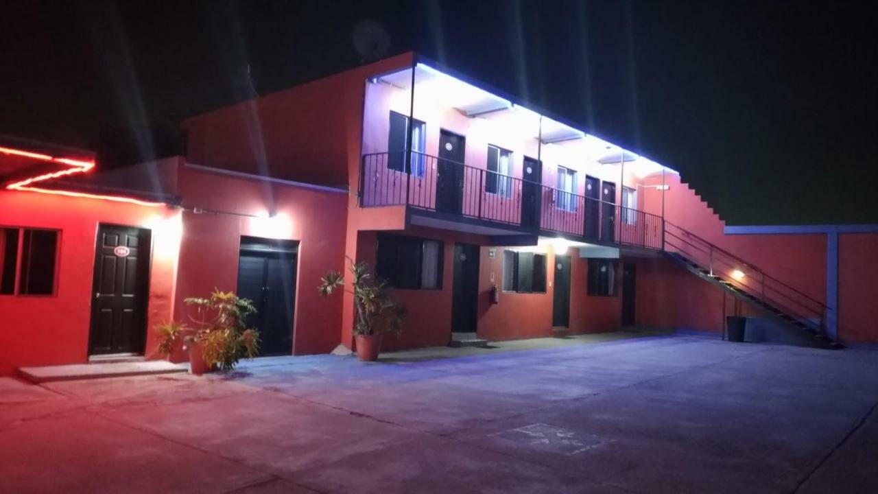Motel Agora Ensenada Exteriör bild